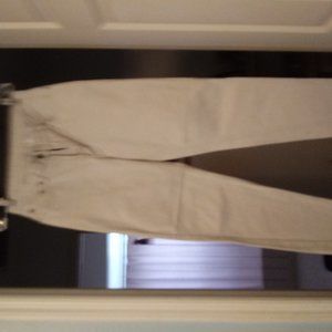 TAN JEANS WITH FRONT AND BACK POCKETS